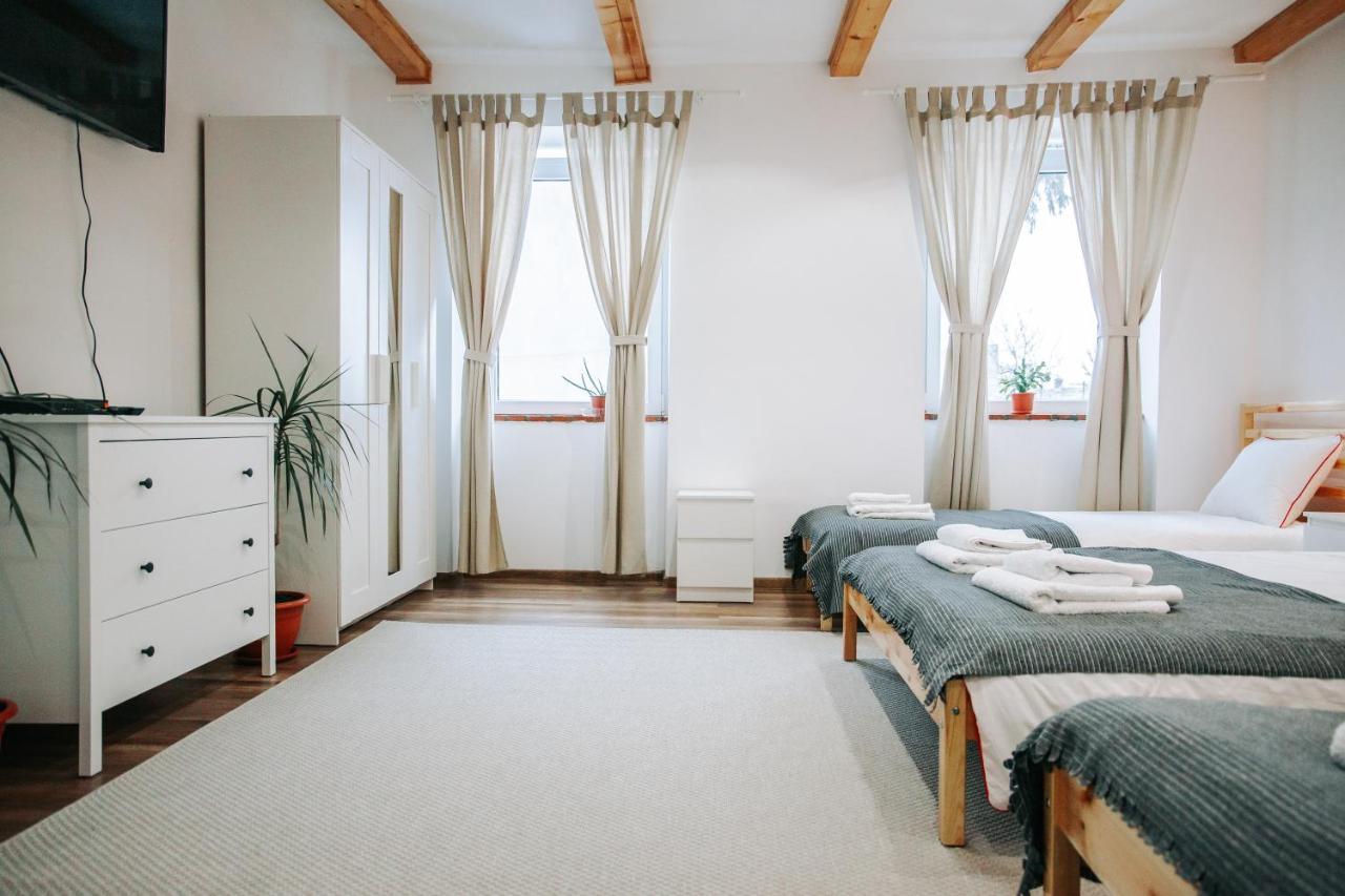 Kali Host Home Away From Home Targu Mures Ngoại thất bức ảnh
