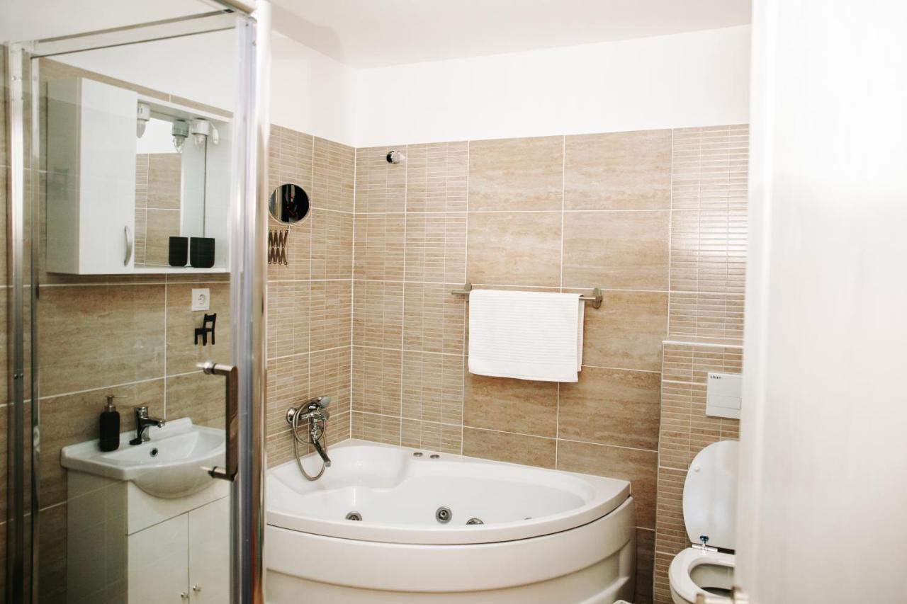 Kali Host Home Away From Home Targu Mures Ngoại thất bức ảnh