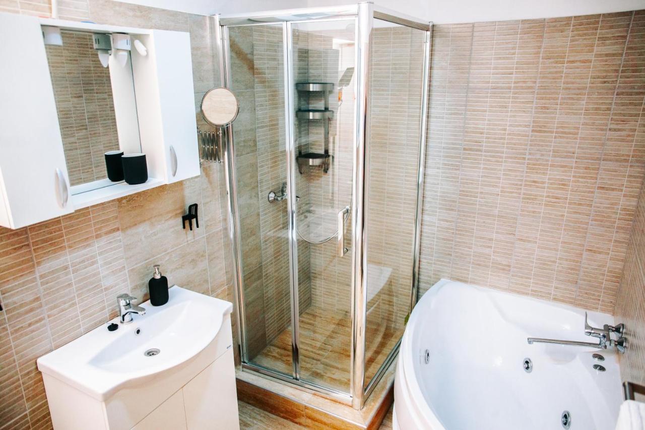 Kali Host Home Away From Home Targu Mures Ngoại thất bức ảnh